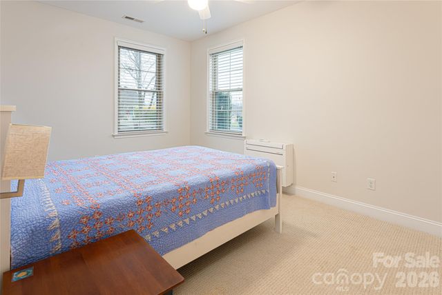 55 Outlook Circle, Swannanoa, NC 28778