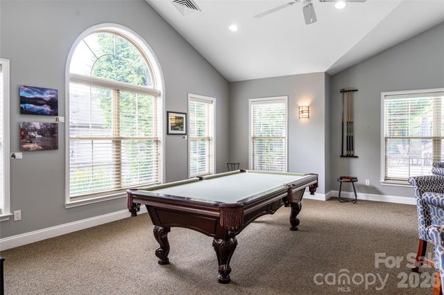 55 Outlook Circle, Swannanoa, NC 28778