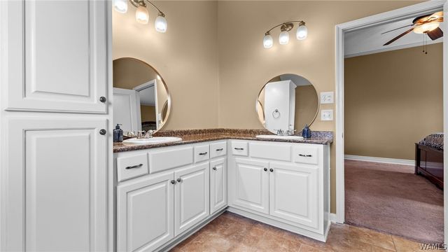 16415 Cherokee Bend, Moundville, AL 35474