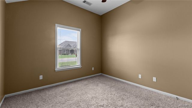 16415 Cherokee Bend, Moundville, AL 35474