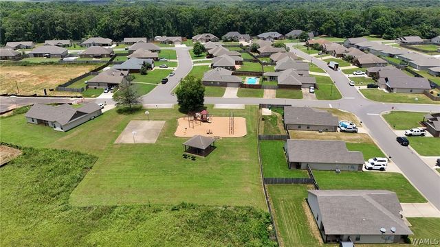 16415 Cherokee Bend, Moundville, AL 35474