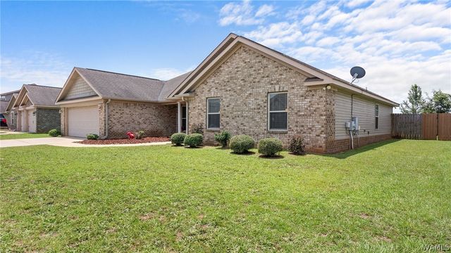 16415 Cherokee Bend, Moundville, AL 35474