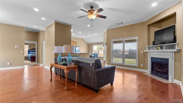 16415 Cherokee Bend, Moundville, AL 35474