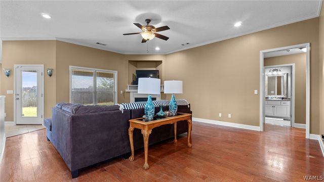 16415 Cherokee Bend, Moundville, AL 35474