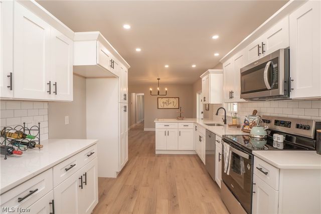 2849 Wise Avenue NW, Canton, OH 44708