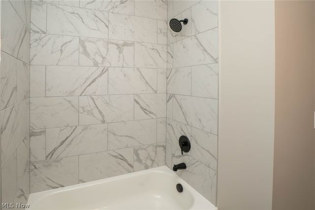 2849 Wise Avenue NW, Canton, OH 44708