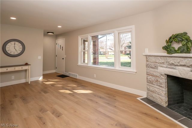 2849 Wise Avenue NW, Canton, OH 44708