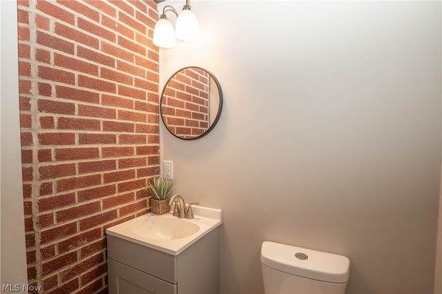 2849 Wise Avenue NW, Canton, OH 44708