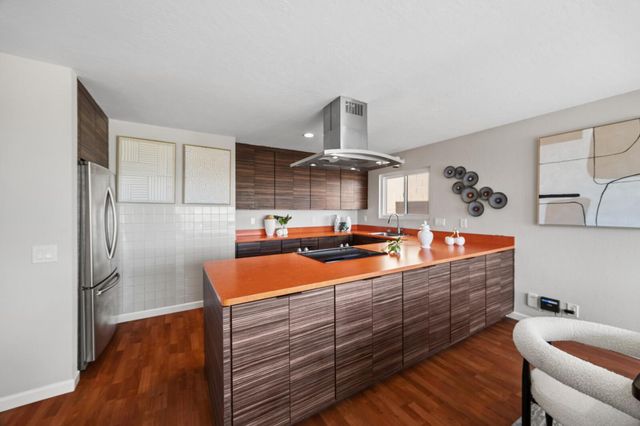 1708 Mills Avenue, Belmont, CA 94002