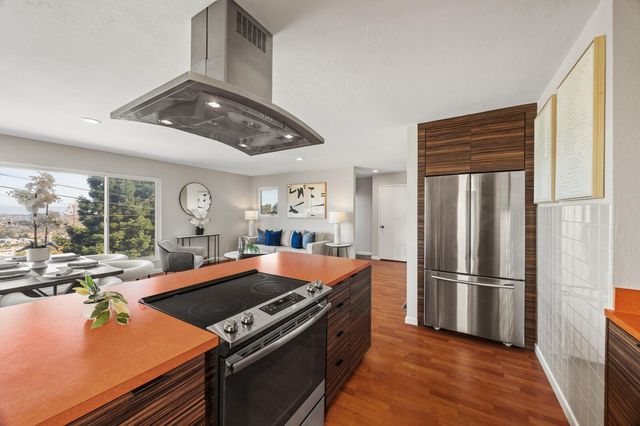 1708 Mills Avenue, Belmont, CA 94002