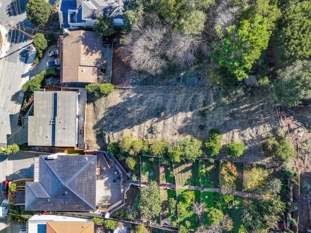 1708 Mills Avenue, Belmont, CA 94002