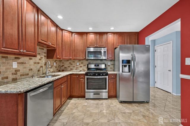 203 cypress Lane, East Brunswick, NJ 08816