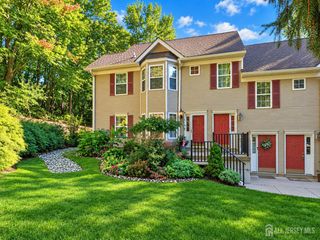 203 cypress Lane, East Brunswick, NJ 08816