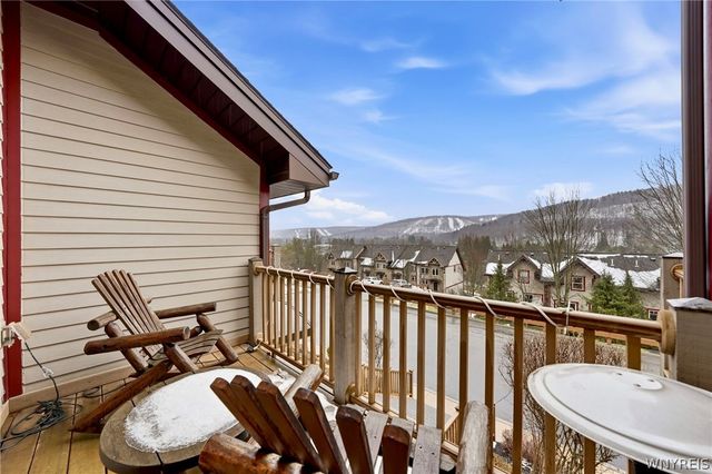 2 Mountainview Upper, Ellicottville, NY 14731