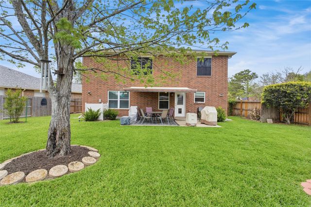 2865 Misty Bay Drive, Dickinson, TX 77539