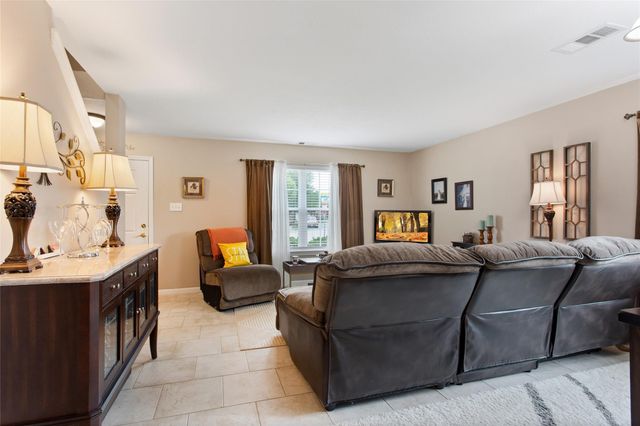 2865 Misty Bay Drive, Dickinson, TX 77539