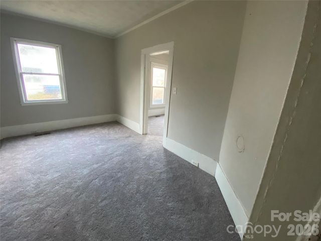 303 Rogers Lake Road, Kannapolis, NC 28081