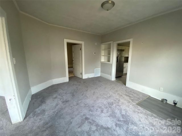 303 Rogers Lake Road, Kannapolis, NC 28081