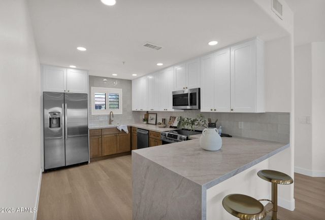 19700 N 76TH Street 2008, Scottsdale, AZ 85255