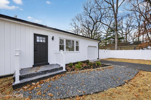 1627 Adams Avenue, Toms River, NJ 08753