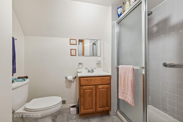 2242 W Taylor Street, Chicago, IL 60612