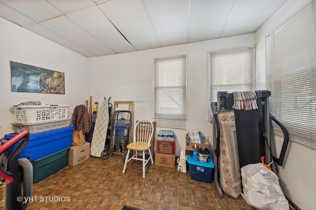 2242 W Taylor Street, Chicago, IL 60612