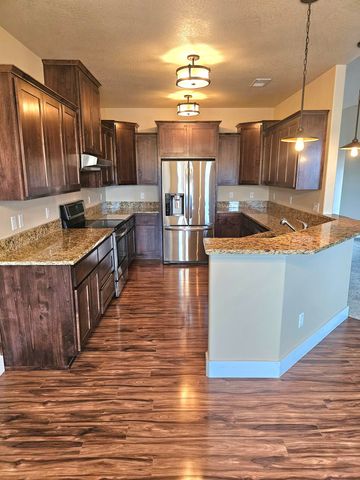 179 Skyhawk Drive, Eagle Point, OR 97524