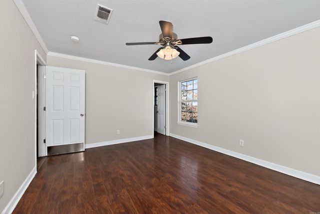 6103 Woodview Drive, Sherwood, AR 72120