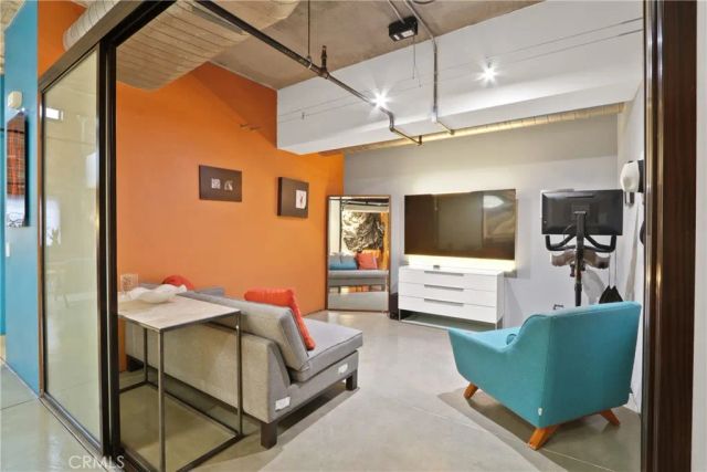 835 Locust 212, Long Beach, CA 90813