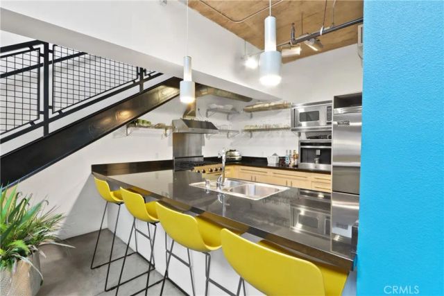 835 Locust 212, Long Beach, CA 90813