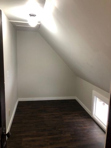 136 N Berkley Street, Kalamazoo, MI 49006