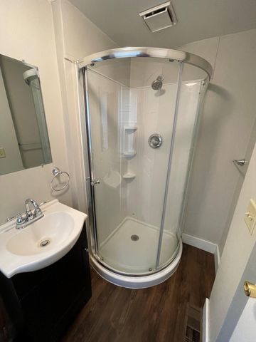 136 N Berkley Street, Kalamazoo, MI 49006