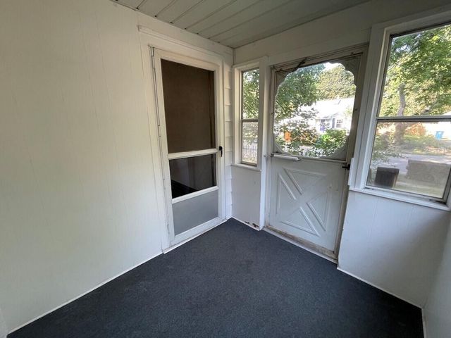 136 N Berkley Street, Kalamazoo, MI 49006