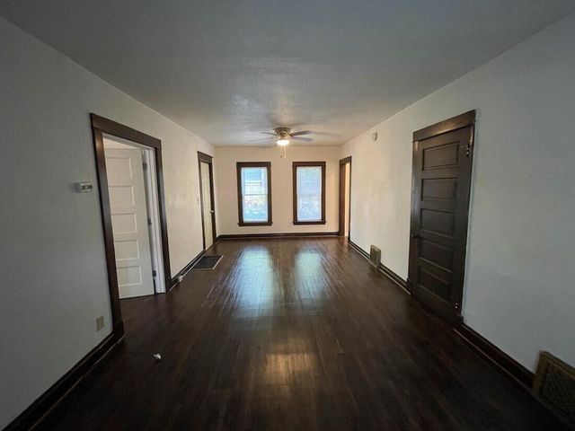 136 N Berkley Street, Kalamazoo, MI 49006