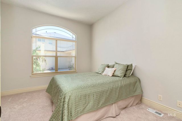 5139 N Brookfield Pl, Boise, ID 83713