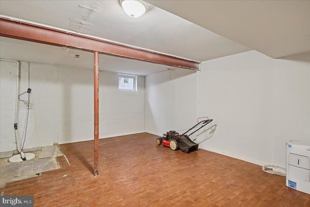 124 KEY PKWY, Frederick, MD 21702