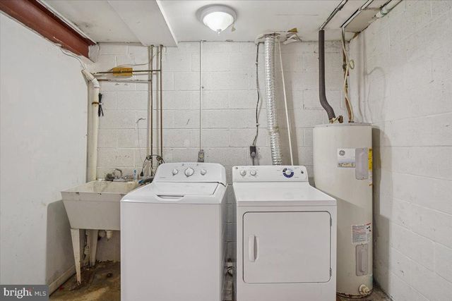 124 KEY PKWY, Frederick, MD 21702