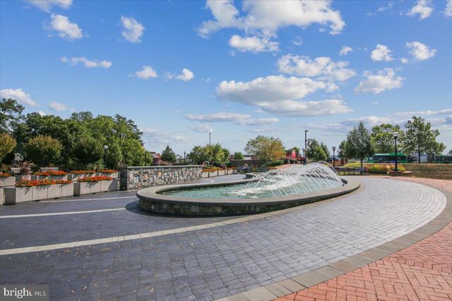 124 KEY PKWY, Frederick, MD 21702