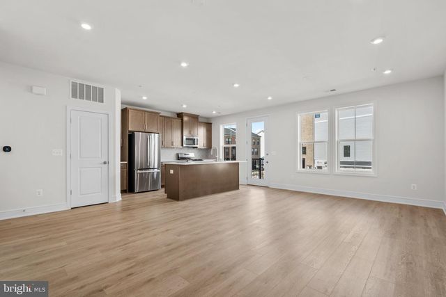 43298 FARRINGDON SQ, Broadlands, VA 20148