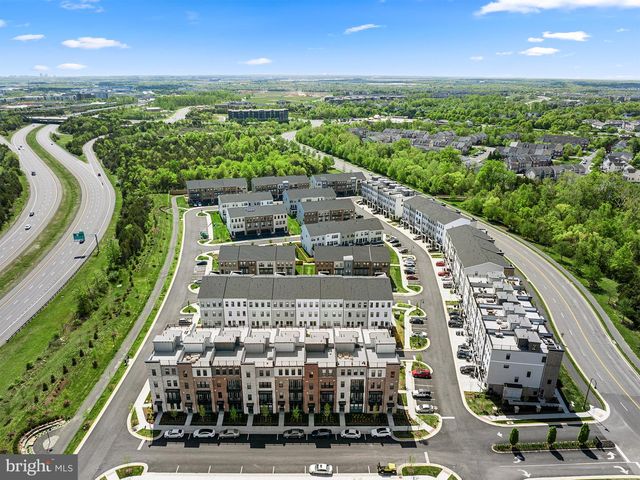 43298 FARRINGDON SQ, Broadlands, VA 20148