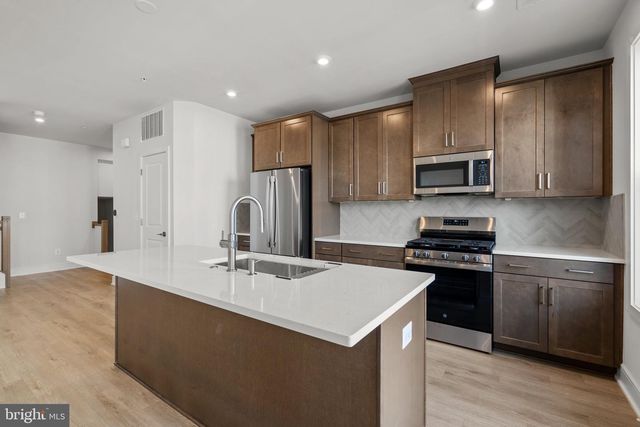 43298 FARRINGDON SQ, Broadlands, VA 20148