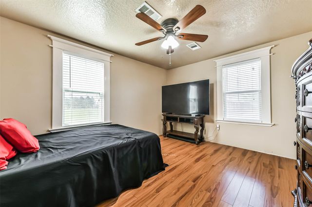 20006 Sanchez Road, Alvin, TX 77511