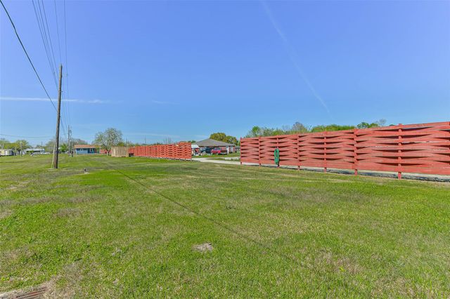 20006 Sanchez Road, Alvin, TX 77511