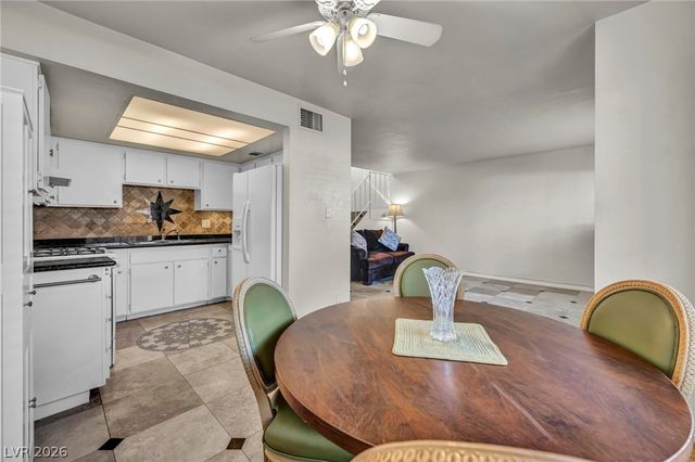 6412 Big Pine Way, Las Vegas, NV 89108