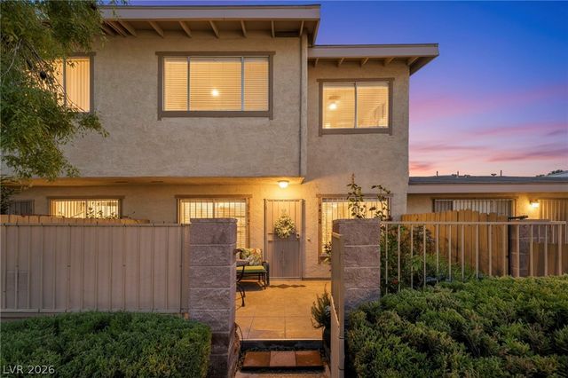 6412 Big Pine Way, Las Vegas, NV 89108