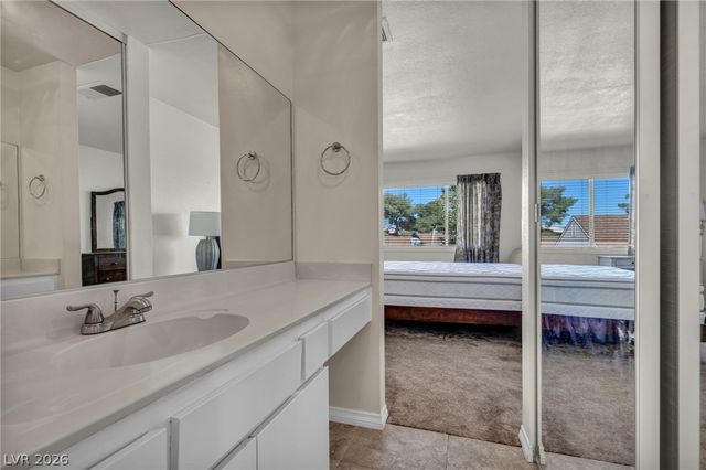 6412 Big Pine Way, Las Vegas, NV 89108