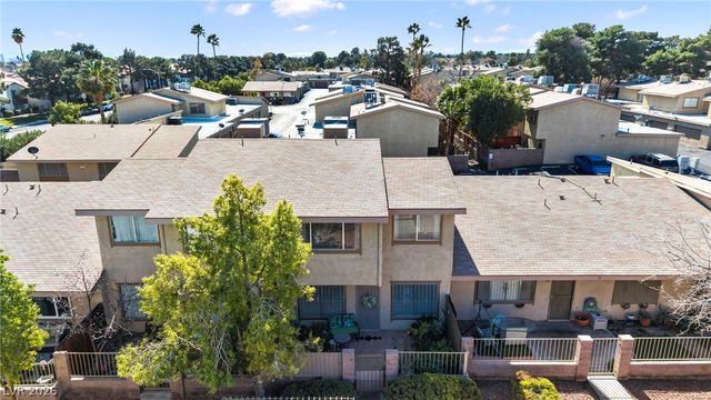 6412 Big Pine Way, Las Vegas, NV 89108