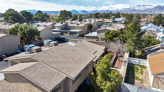 6412 Big Pine Way, Las Vegas, NV 89108