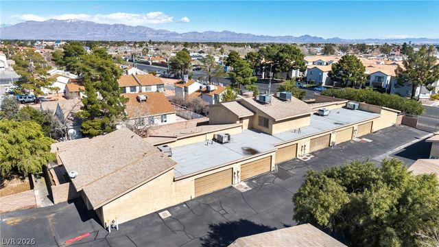 6412 Big Pine Way, Las Vegas, NV 89108