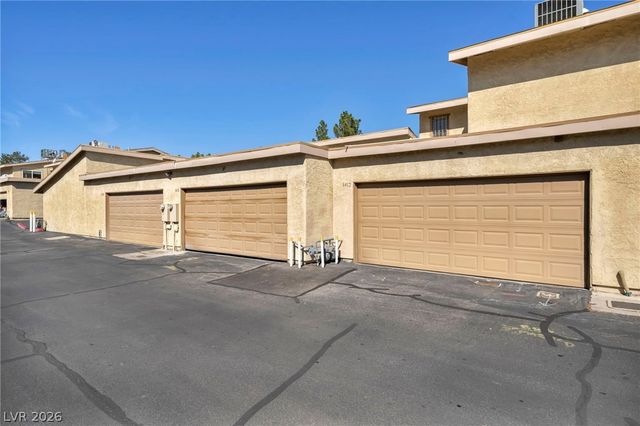 6412 Big Pine Way, Las Vegas, NV 89108